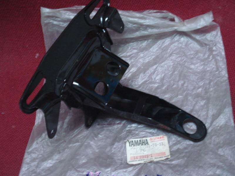 DT175MX Taillight bracket.jpg