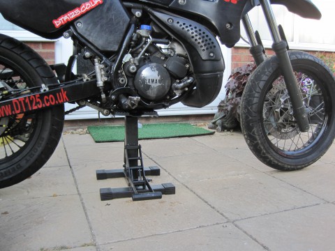 stand002.JPG